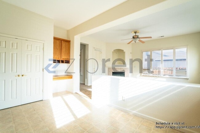 Building Photo - 100 Canterbury Ct