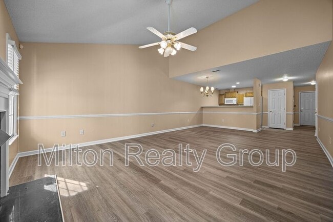 Building Photo - 101 Fairwoods Ct