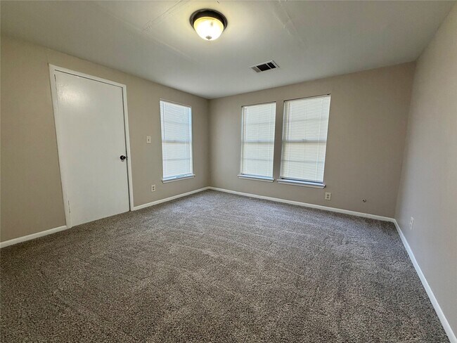 Building Photo - 503 Mckee St