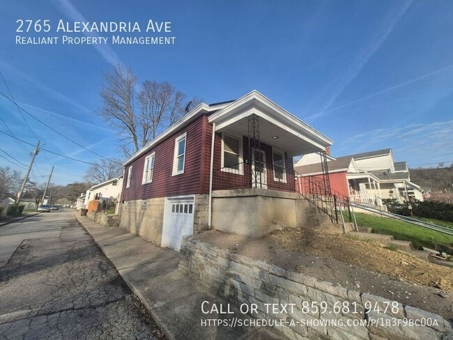 Building Photo - 2765 Alexandria Ave