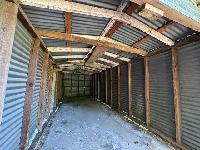 Building Photo - 324 Oakwood Cir