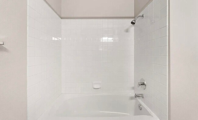 Building Photo - Beautiful First-Floor Summerlin Condo in La Posada – 2 Bed, 2 Bath with Private Patio