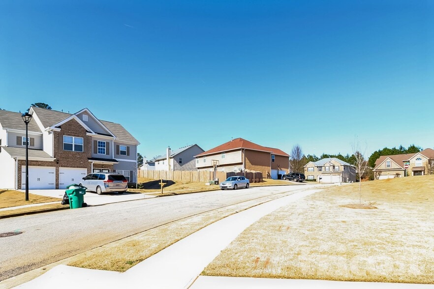 Building Photo - 5702 Pahaska Ct