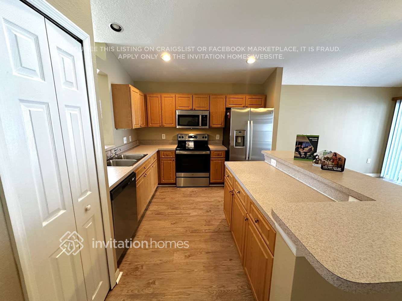 Building Photo - 7221 49th Pl E