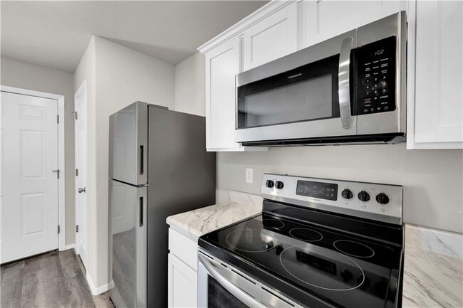 Building Photo - 1731 Hermitage Dr
