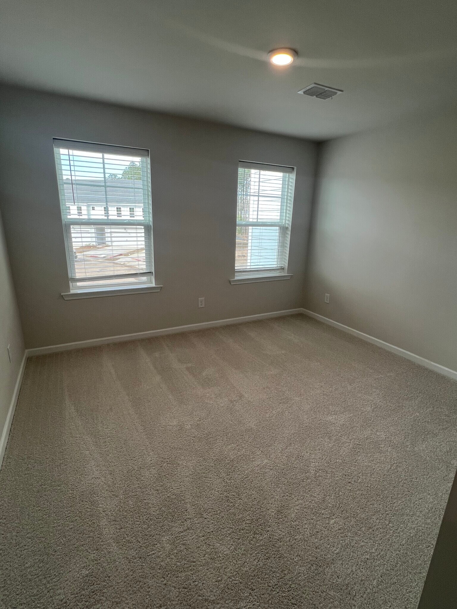 Building Photo - 227 Twinleaf Ct