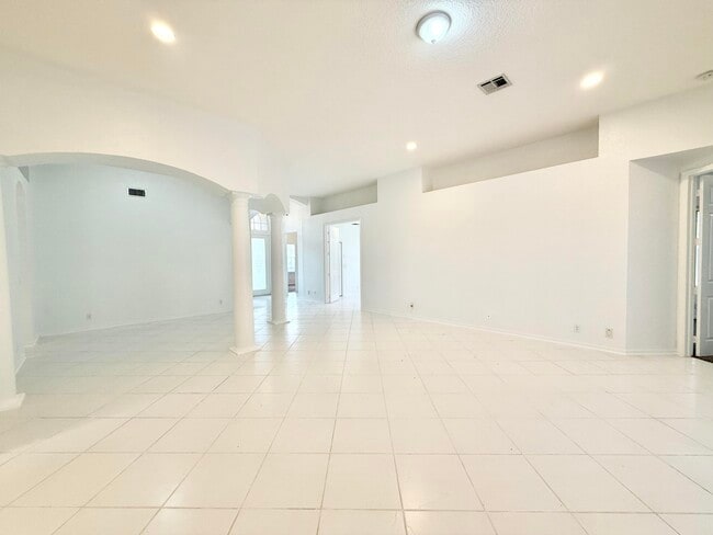 Building Photo - 12310 Riverfalls Ct