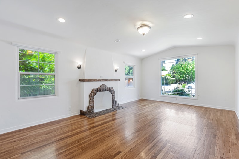 Building Photo - 1584 Keesling Ave