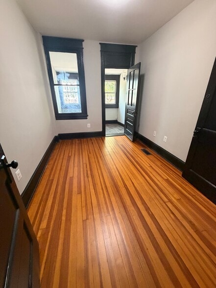 Building Photo - 1303 Kennedy St NW