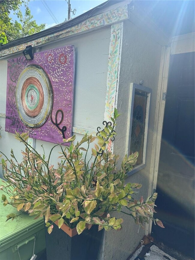 Building Photo - 2375 NE 137th St