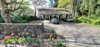 Building Photo - 167 N 145th St