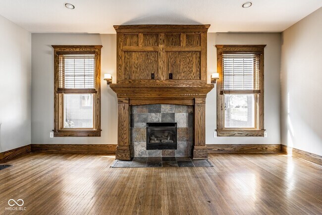 Building Photo - 3265 N New Jersey St