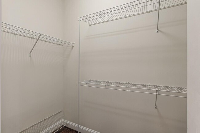 Building Photo - Lake  & Golf Course View Home in North Hampton