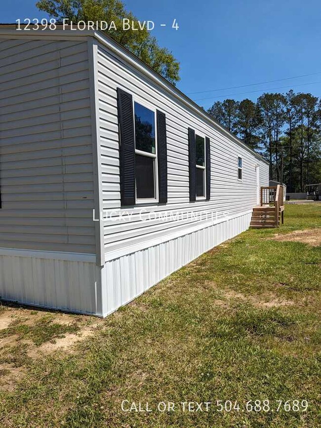 Building Photo - 2018 Champion Mobile Home For Sale