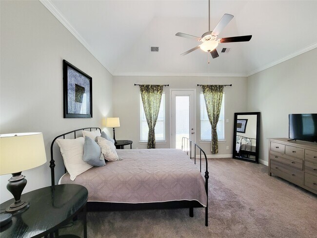 Building Photo - 18727 Evanhale Bend Dr