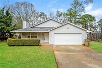 Building Photo - 124 Springvalley Cir