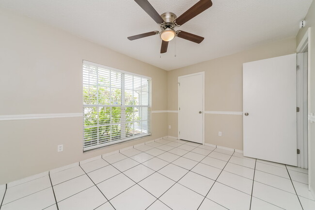 Building Photo - 8344 Fort Thomas Way