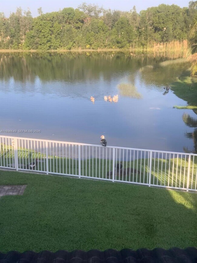 Building Photo - 3884 SW 150th Ct