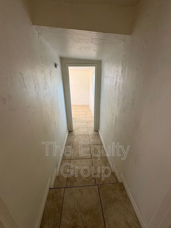 Building Photo - 38745 1/2 Campbell Dr