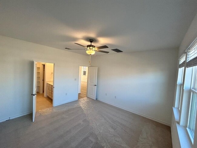 Building Photo - 1608 Purple Martin Dr