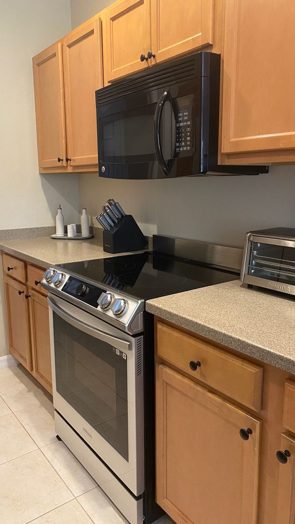 Building Photo - Prime Sarasota Seasonal Rental — Lakeside Mediterranean Gem