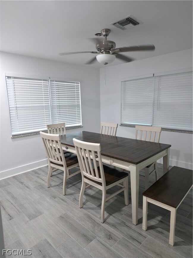 Building Photo - 4474 E Riverside Dr