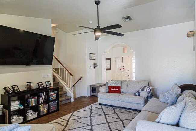 Building Photo - 1835 E Ganymede Dr