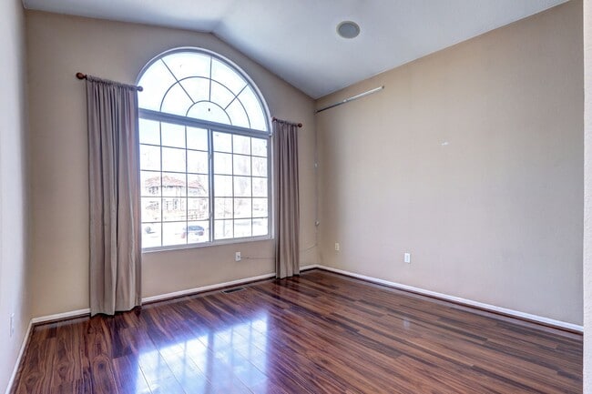 Building Photo - Beautiful 2-story Home in Dunes Park Henderson, CO!