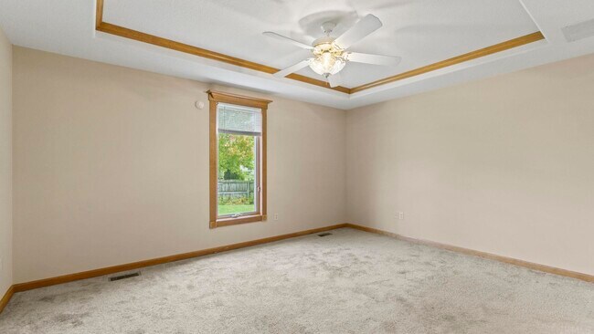 Building Photo - 811 Ivy Creek Cove