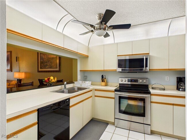 Building Photo - 1290 Yesica Ann Cir
