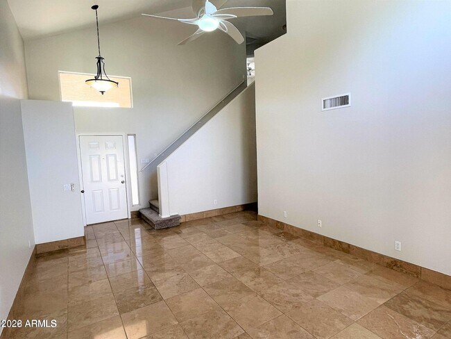 Building Photo - 4034 E Anderson Dr