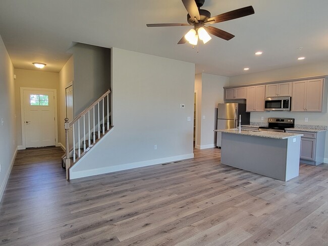 Building Photo - 262 Sage Blvd