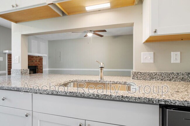 Building Photo - 229 Mannings Ln