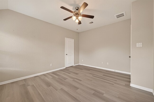 Building Photo - 12623 City Village Ln