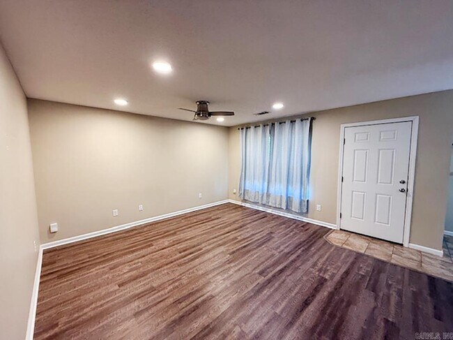 Building Photo - 4853 Tall Grass Dr