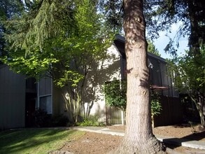 Building Photo - 4821 180th St SW