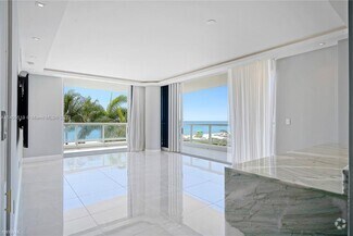 Building Photo - 2 br, 2 bath Condo - 4201 Collins Ave Apt 401