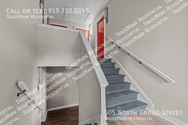 Building Photo - 505 N Grogg St