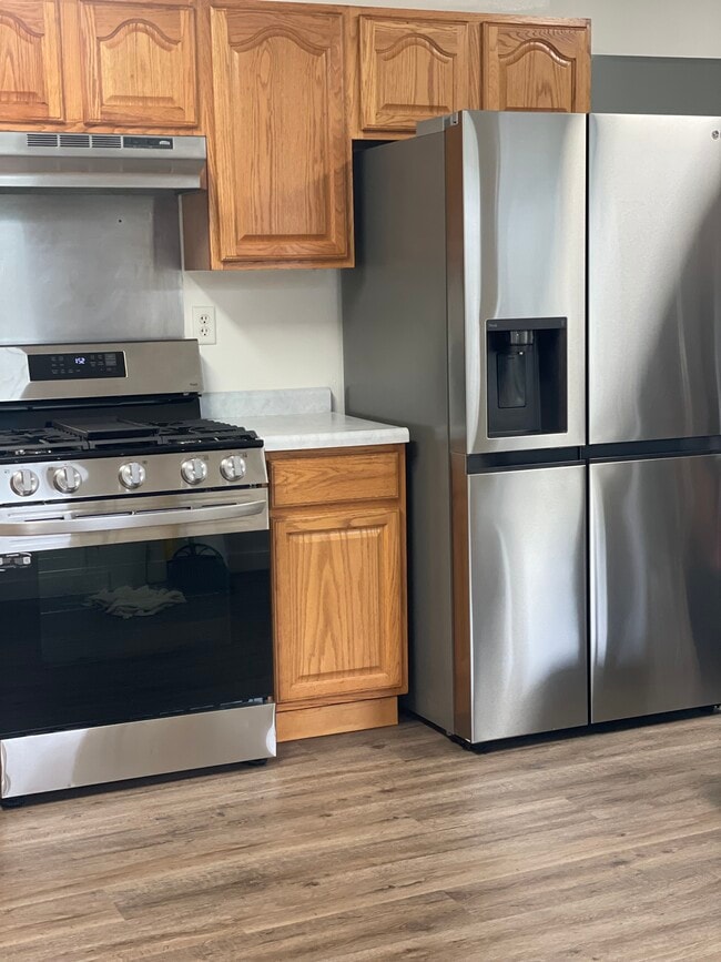 Building Photo - 6821 14th Ave