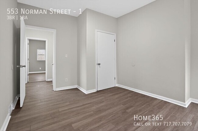 Building Photo - 553 Norman St