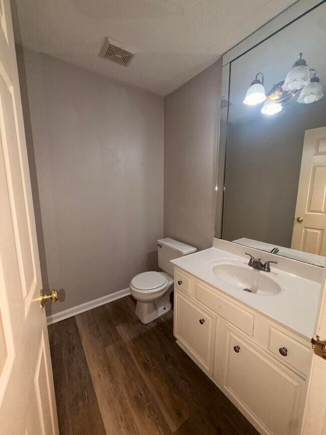 Building Photo - 3820 Muirfield Pl