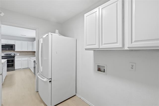 Building Photo - 417 Niagara Falls Dr