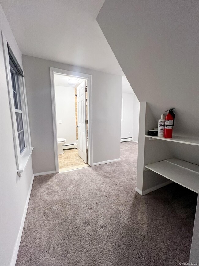 Building Photo - 800 Deer Pk Rd