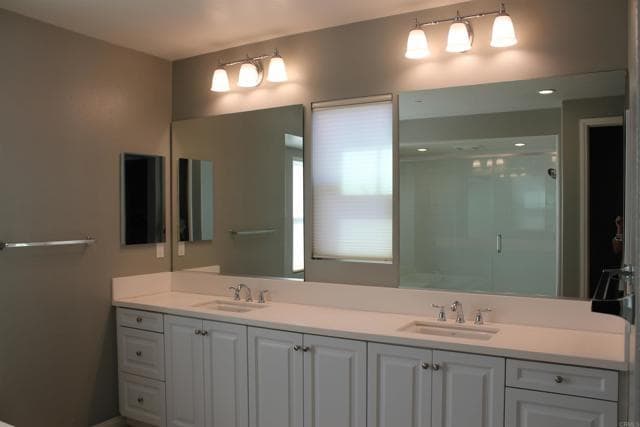 Building Photo - 15890 Bass Ln