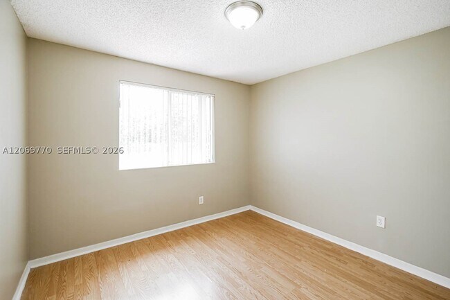 Building Photo - 4415 SW 153rd Ave