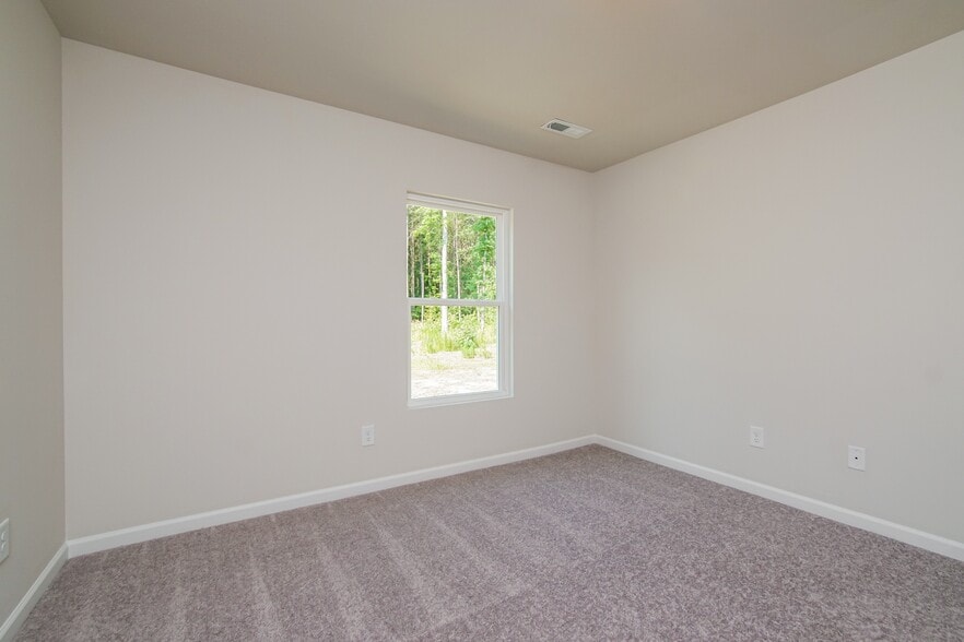 Building Photo - 1212 Hope Farm Dr