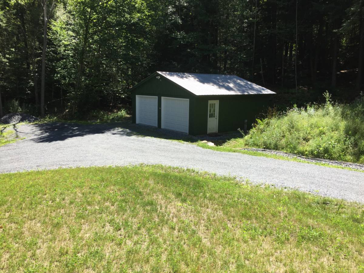 two-car garage - 3819 VT-44