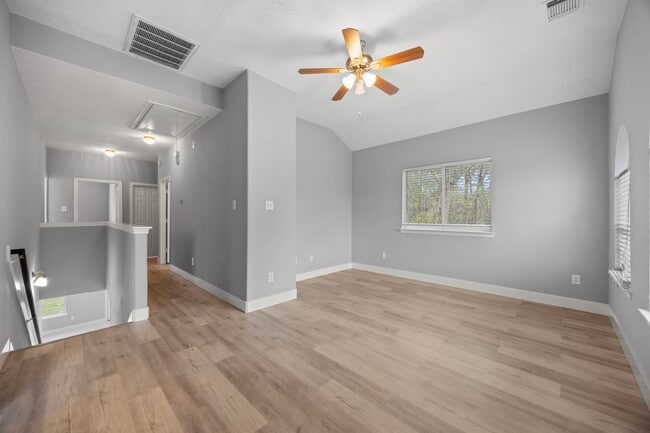 Building Photo - 4500 Upland Cir Dr