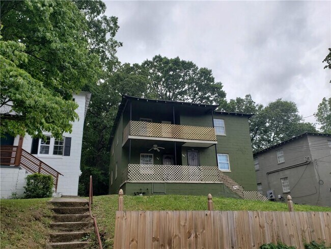 Building Photo - 1070 Ollie Cir NW