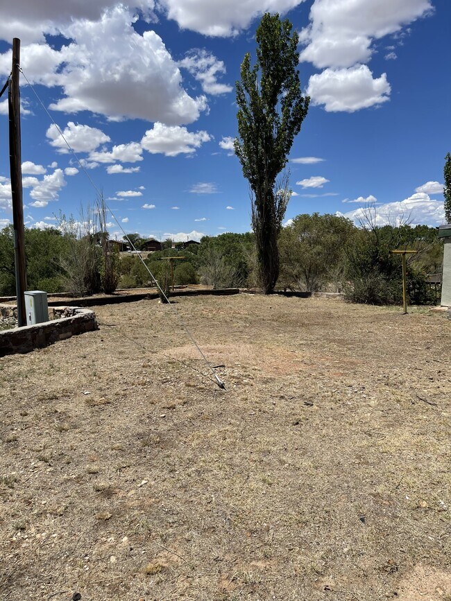 Building Photo - 361 S 2nd St